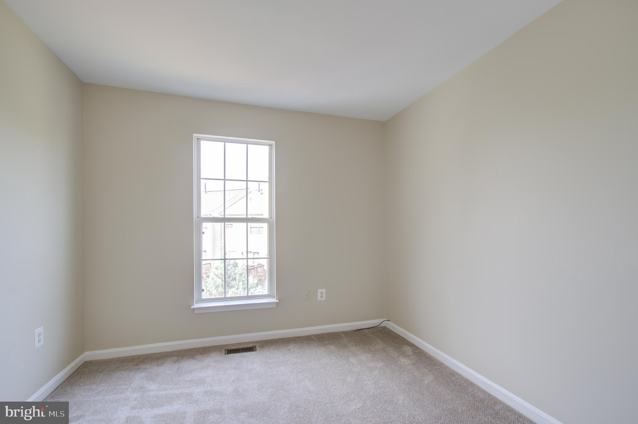 FOXBOROUGH - Residential Lease