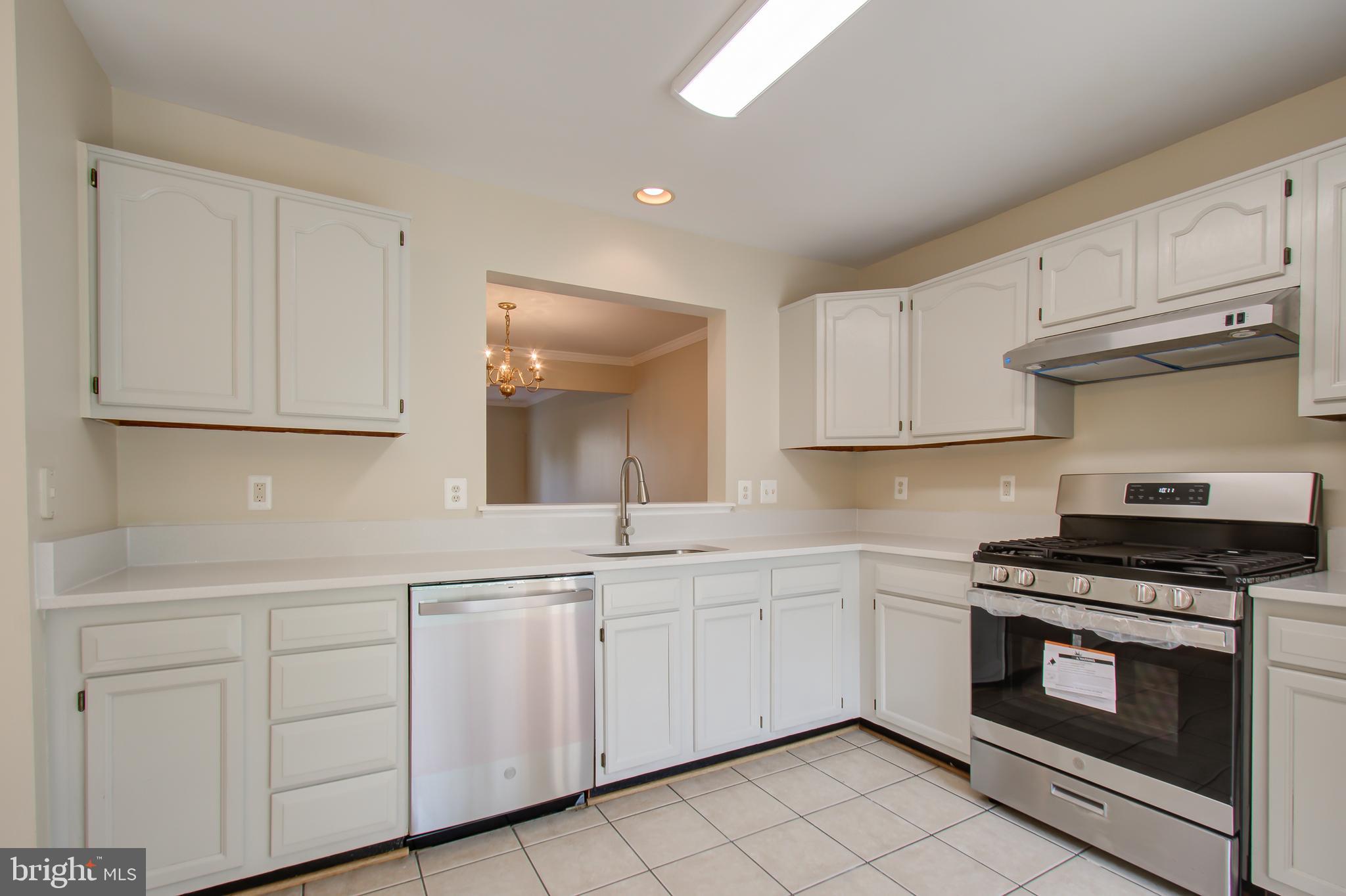 FOXBOROUGH - Residential Lease