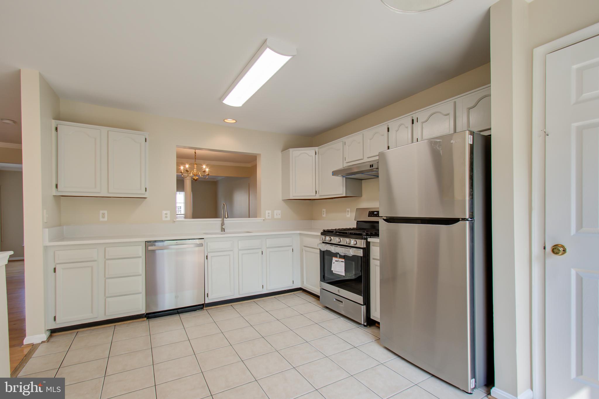 FOXBOROUGH - Residential Lease