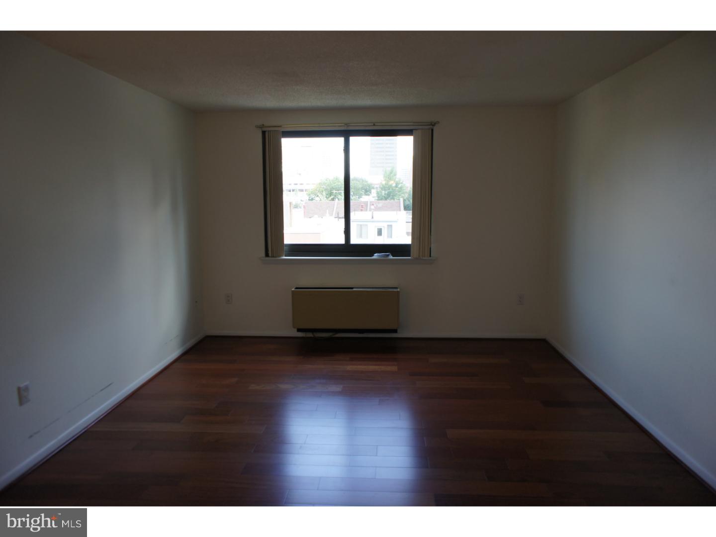 LOGAN SQUARE - Residential Lease