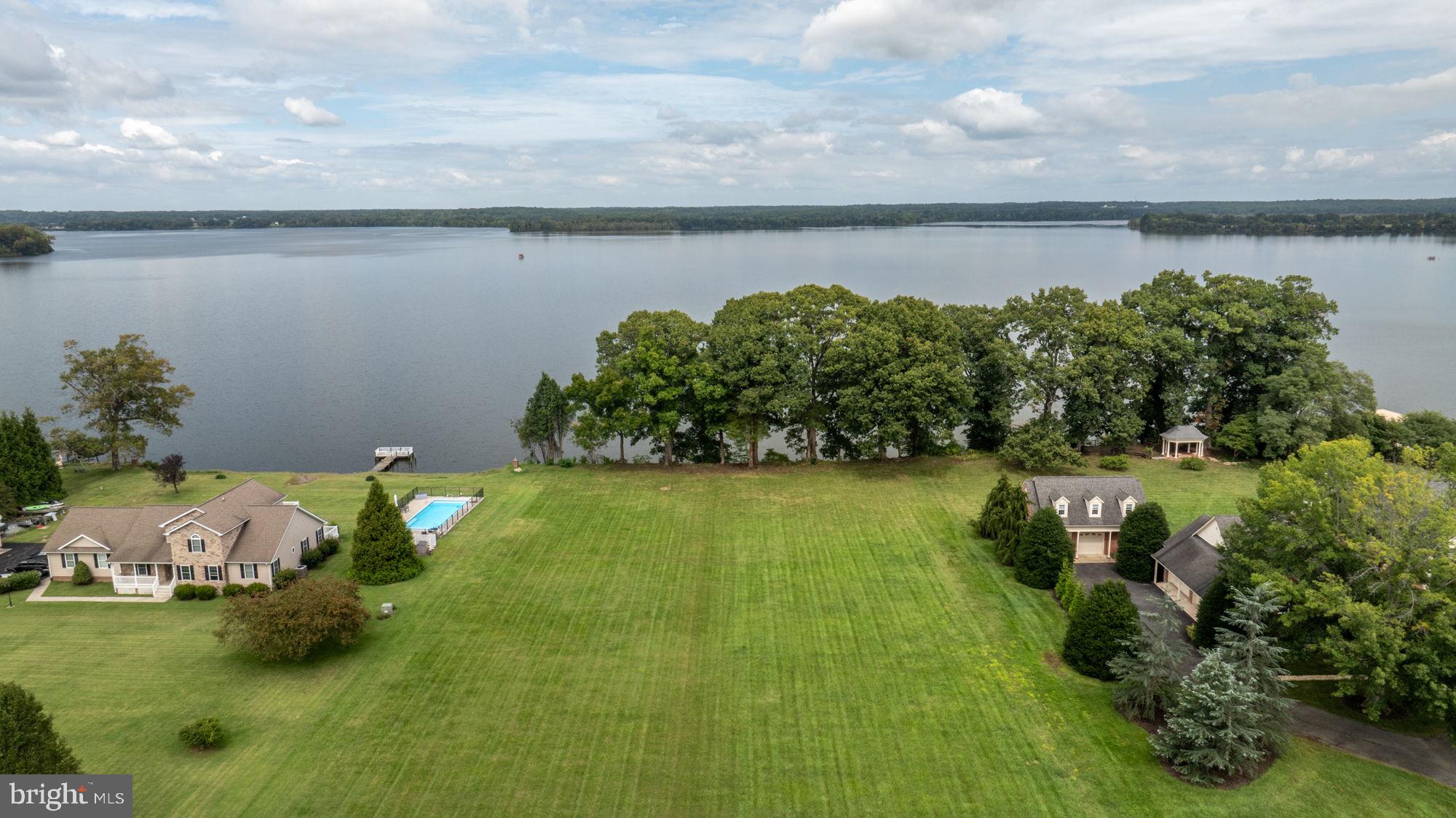 30079 GOOSE POINT COURT