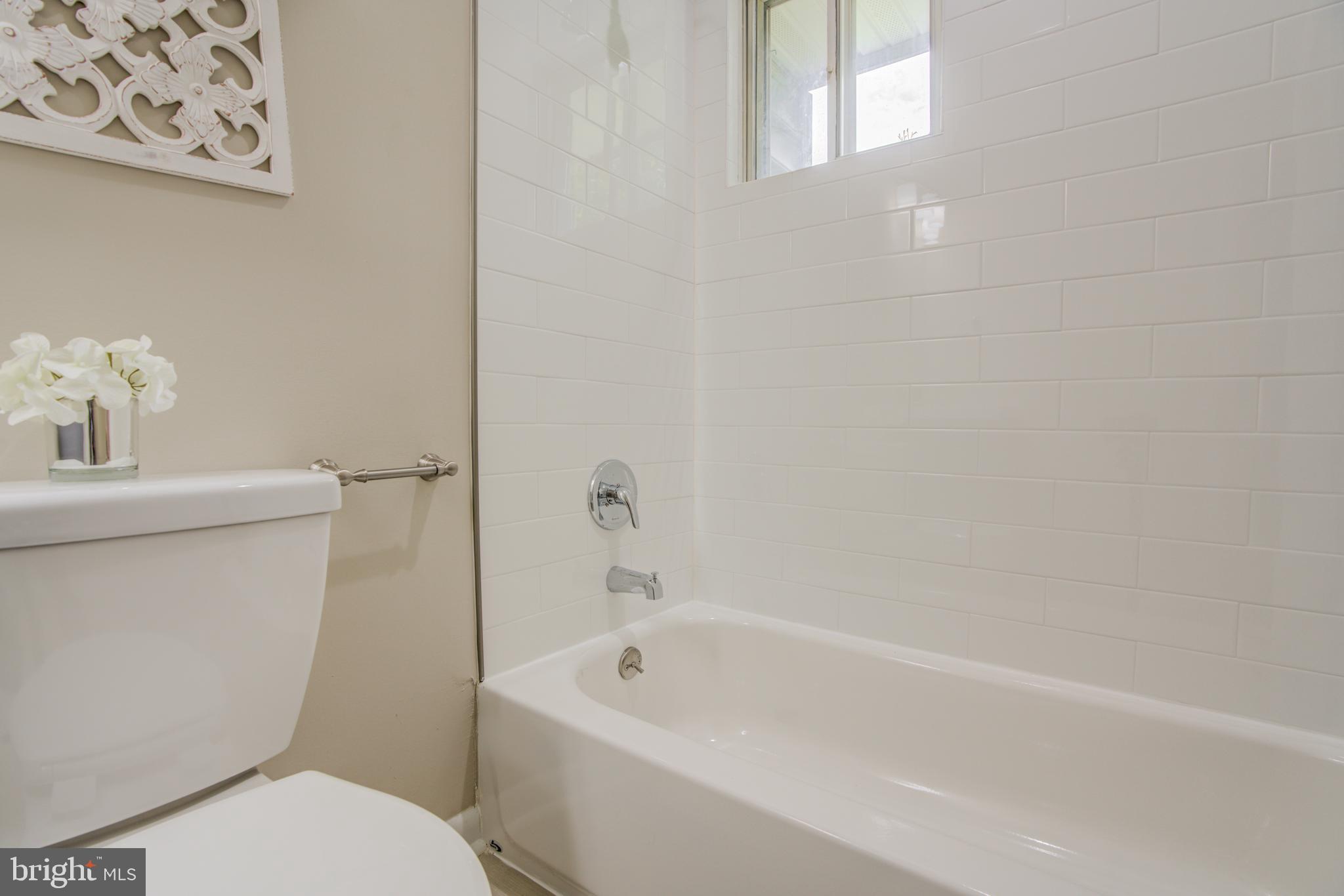 ORCHARD HILLS - Residential