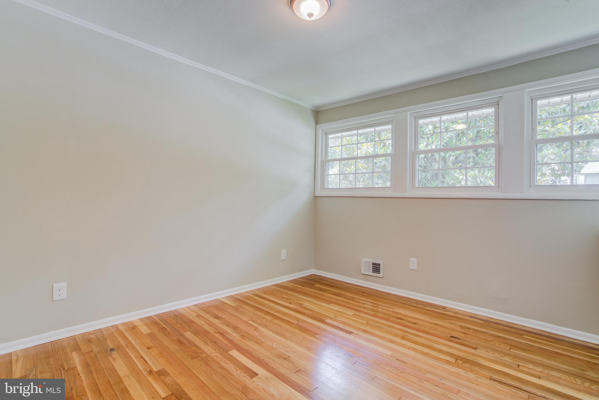 ORCHARD HILLS - Residential