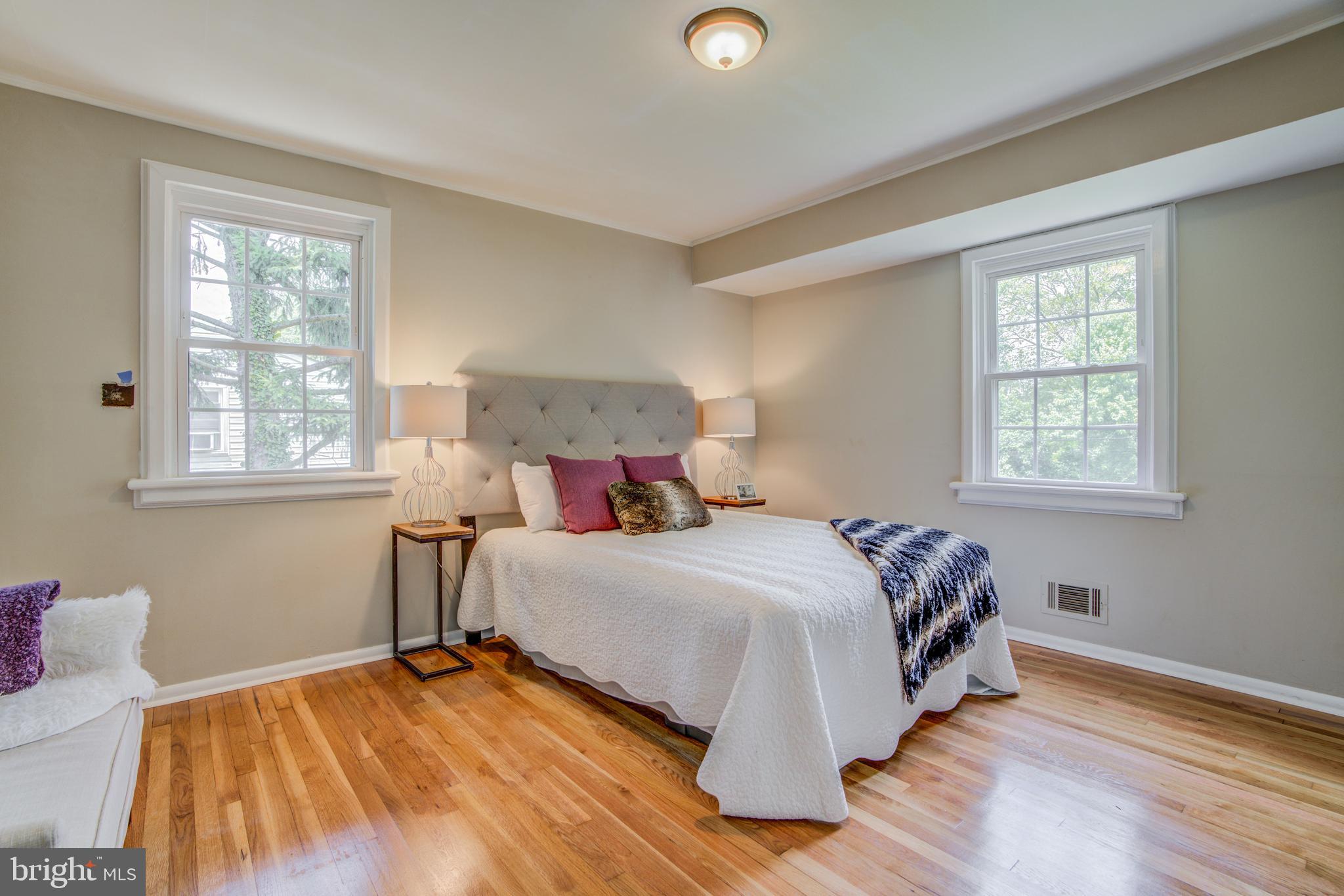 ORCHARD HILLS - Residential