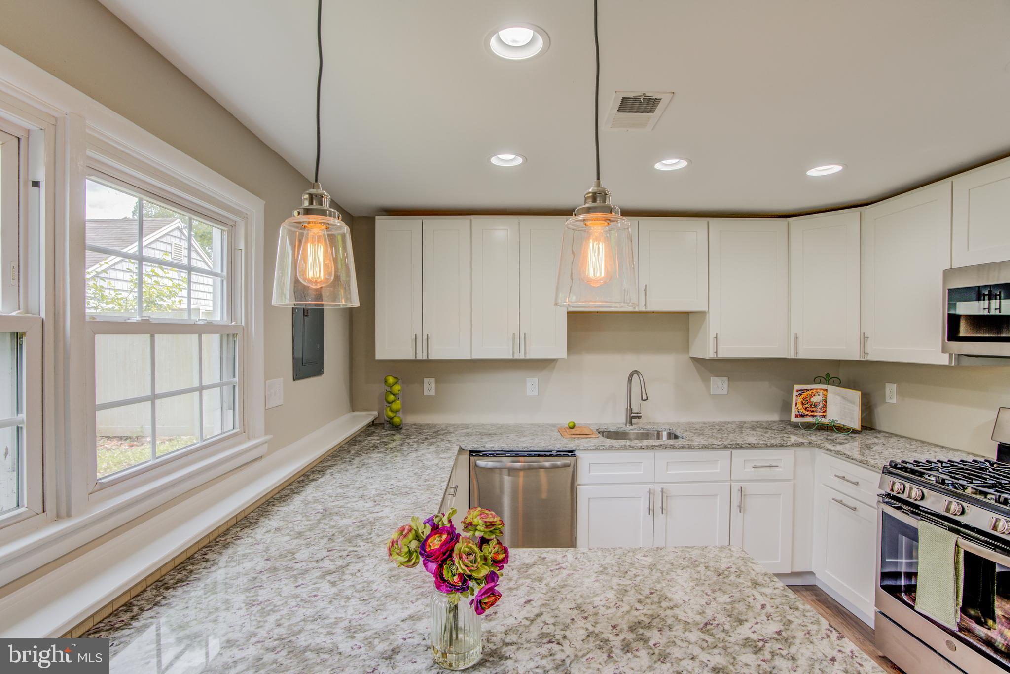 ORCHARD HILLS - Residential