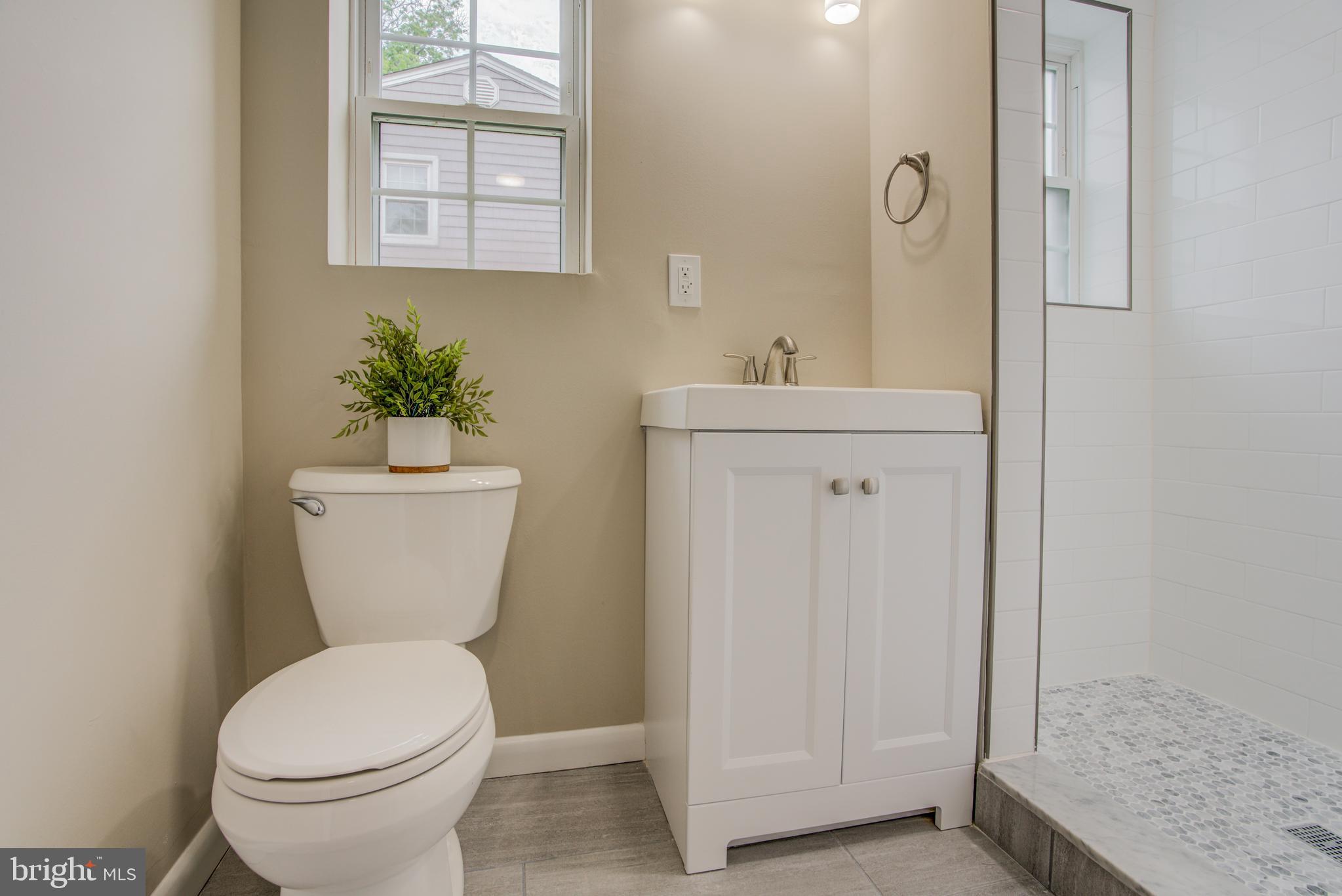 ORCHARD HILLS - Residential