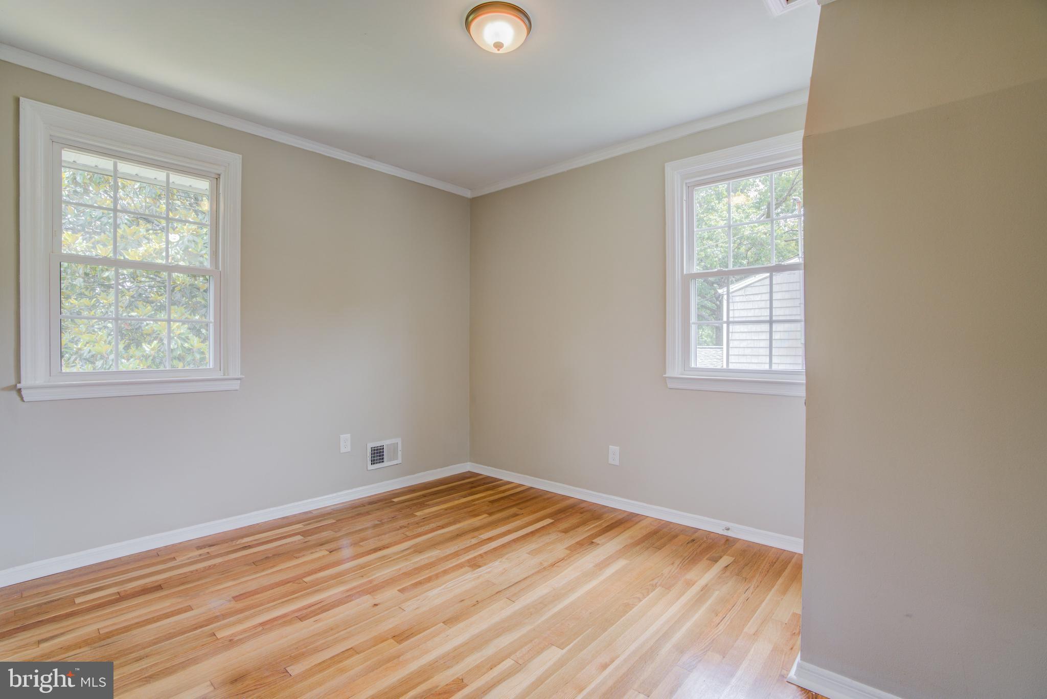 ORCHARD HILLS - Residential