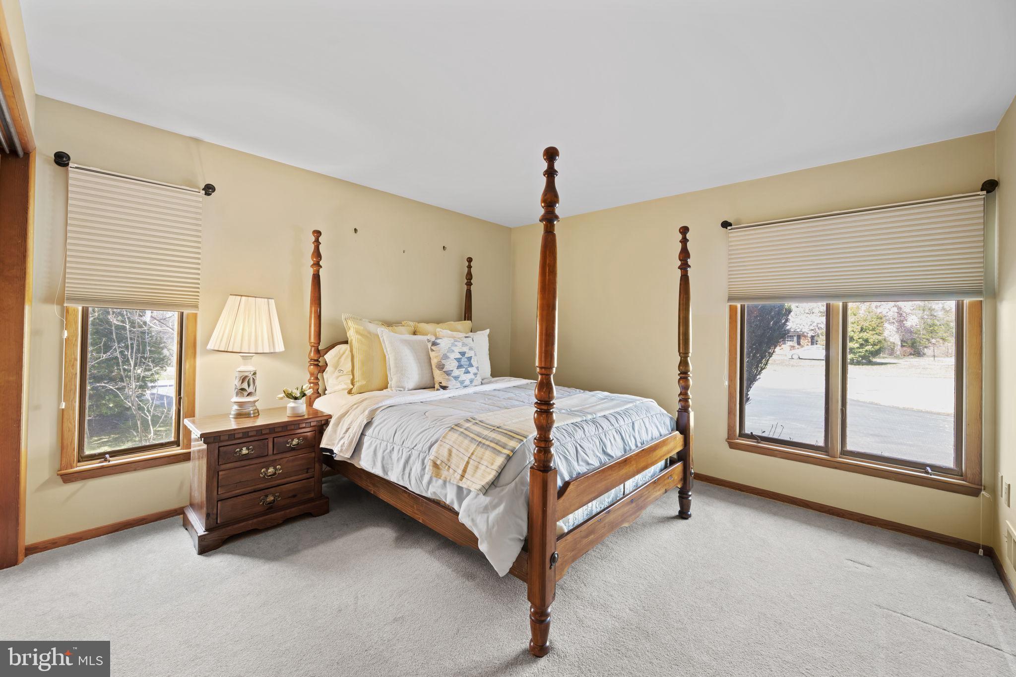 GLEN HILLS - Residential