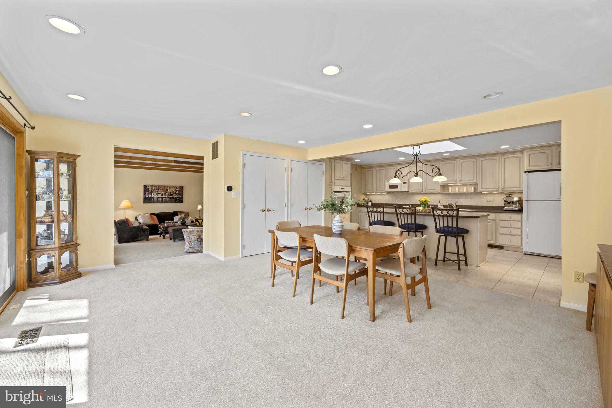 GLEN HILLS - Residential