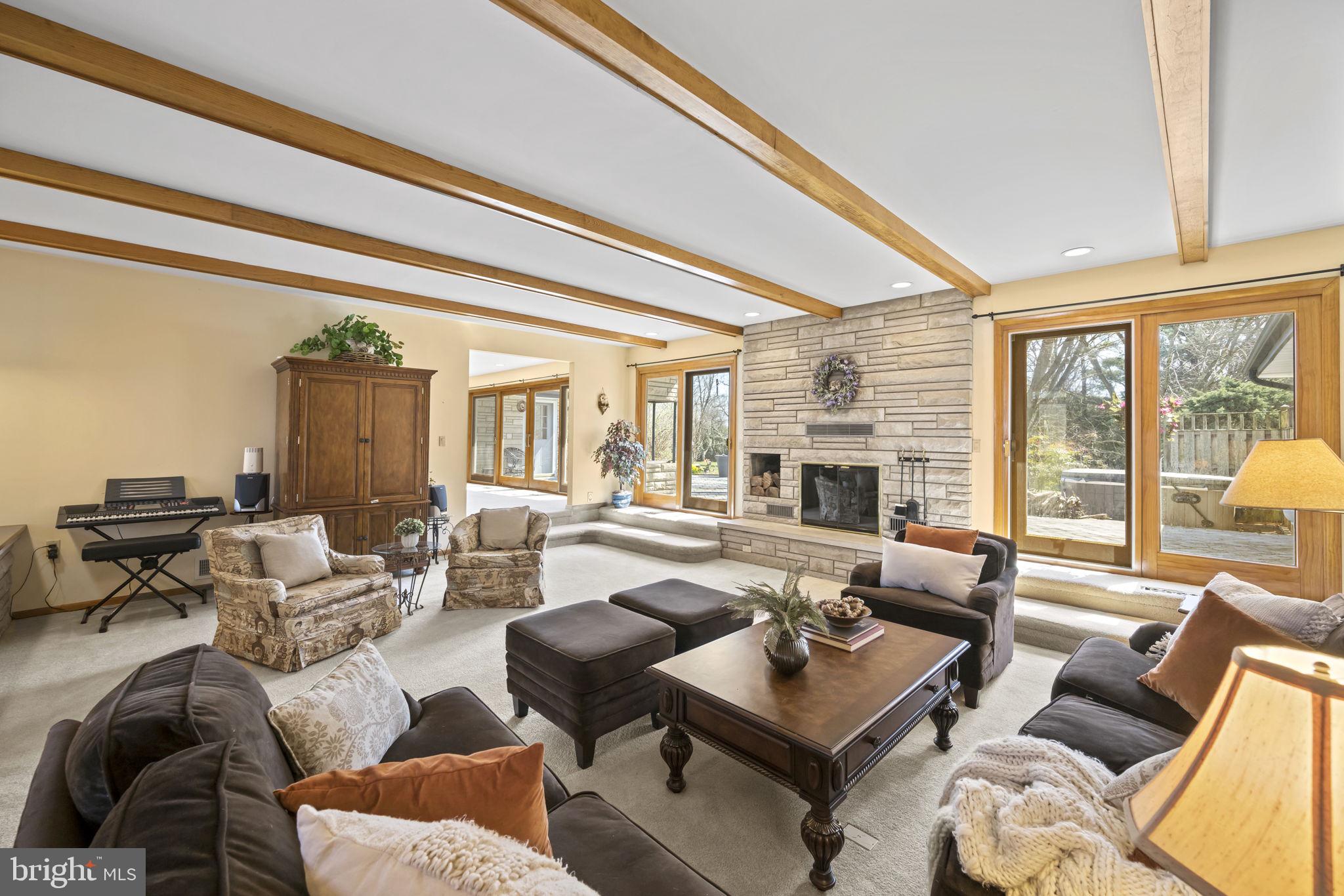 GLEN HILLS - Residential