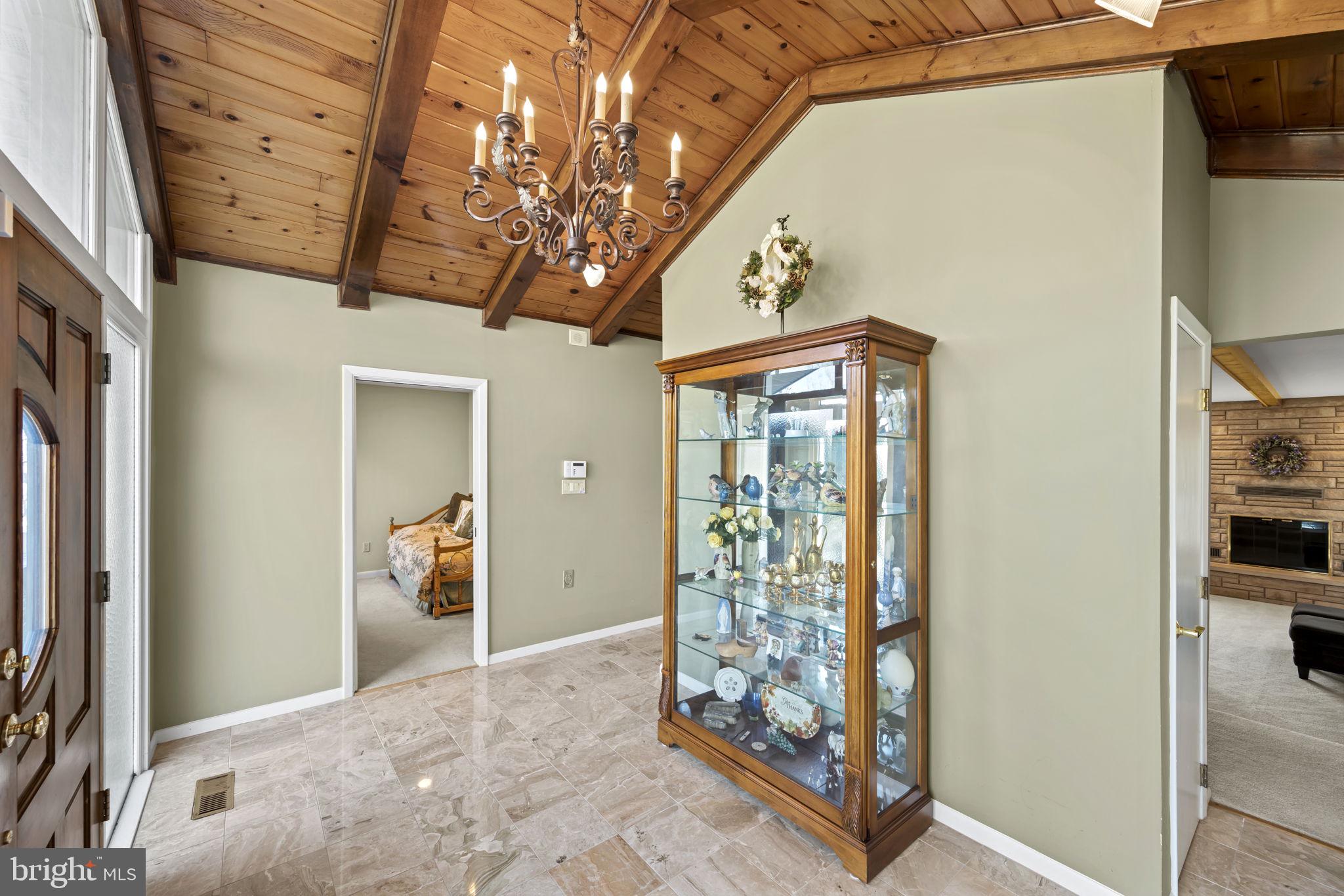 GLEN HILLS - Residential