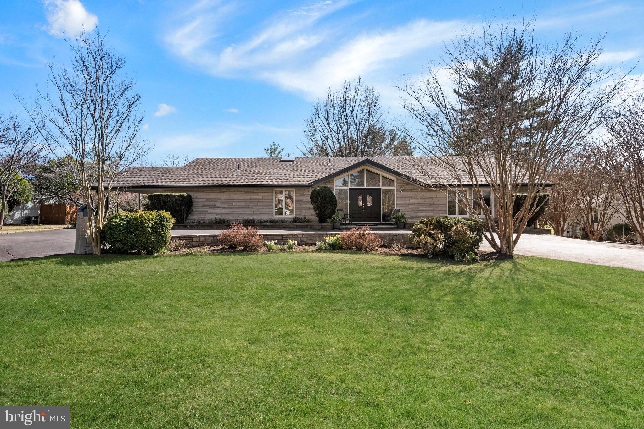 GLEN HILLS - Residential