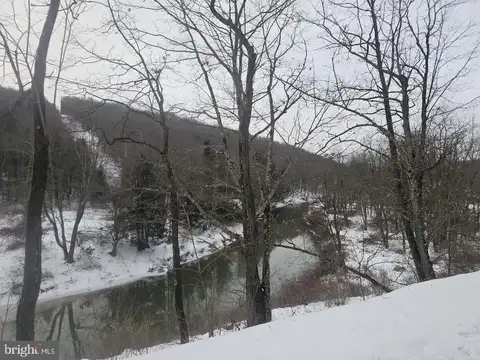 MLS: WVGT2001360
