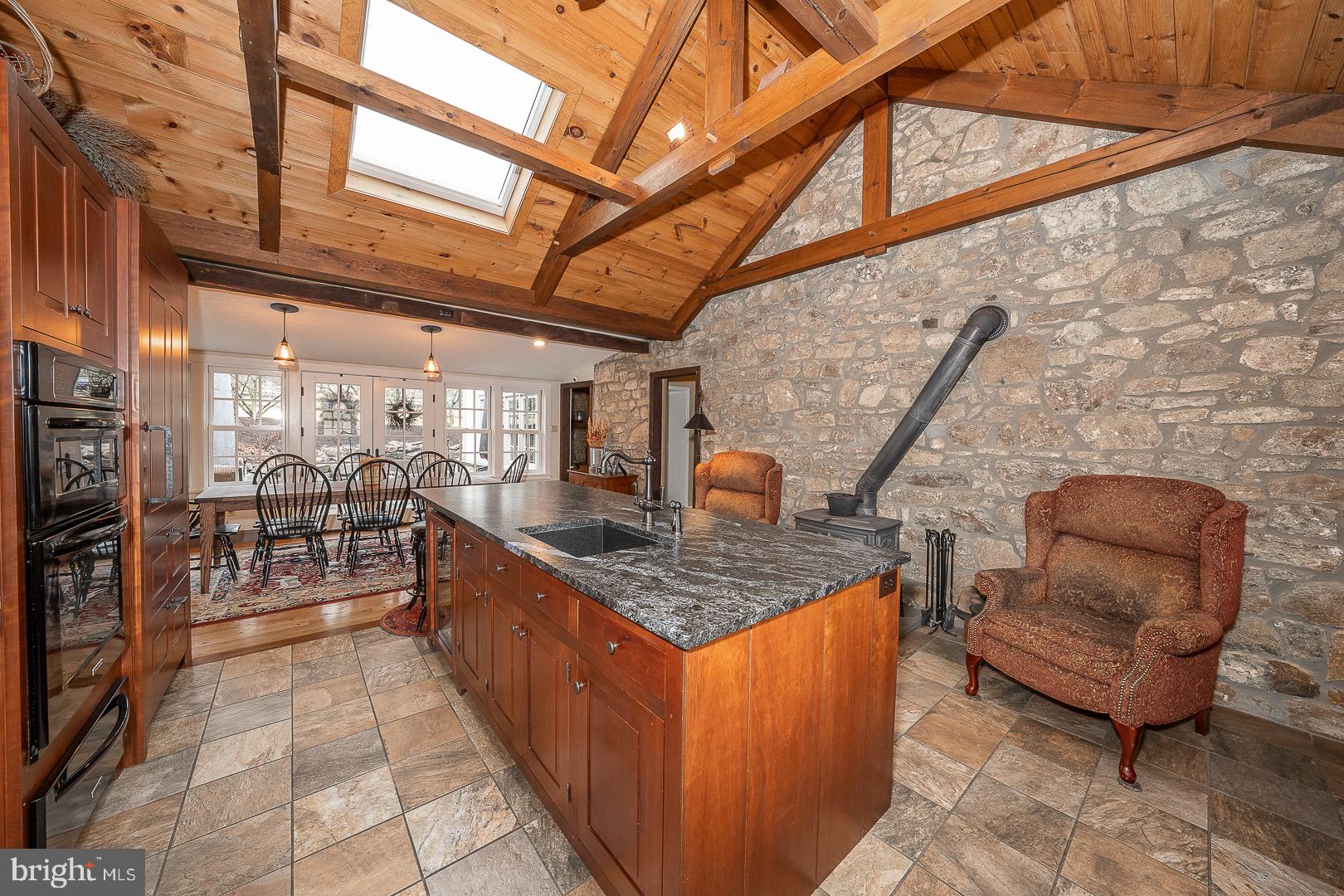 FOX POINTE - Residential