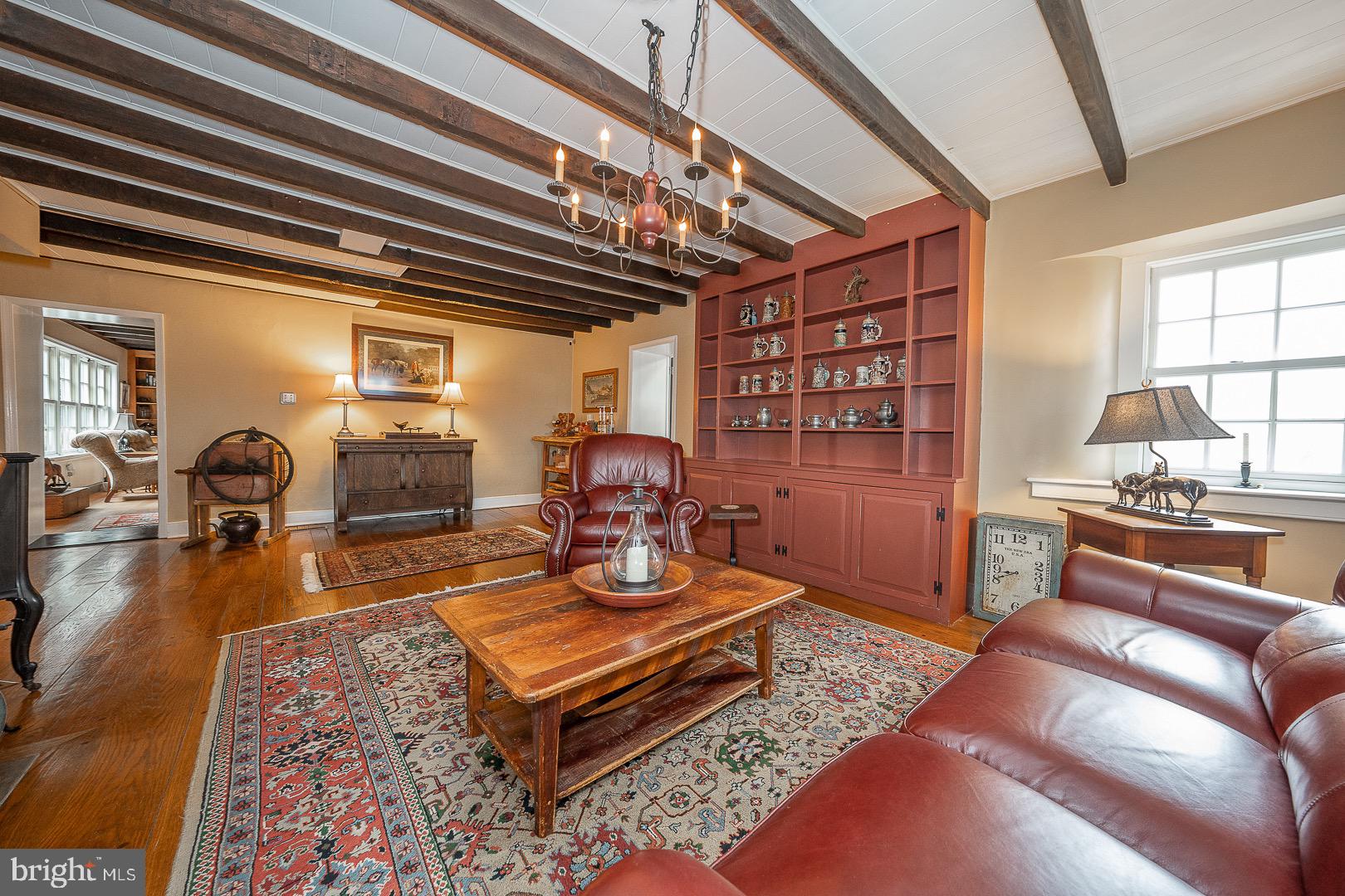 FOX POINTE - Residential