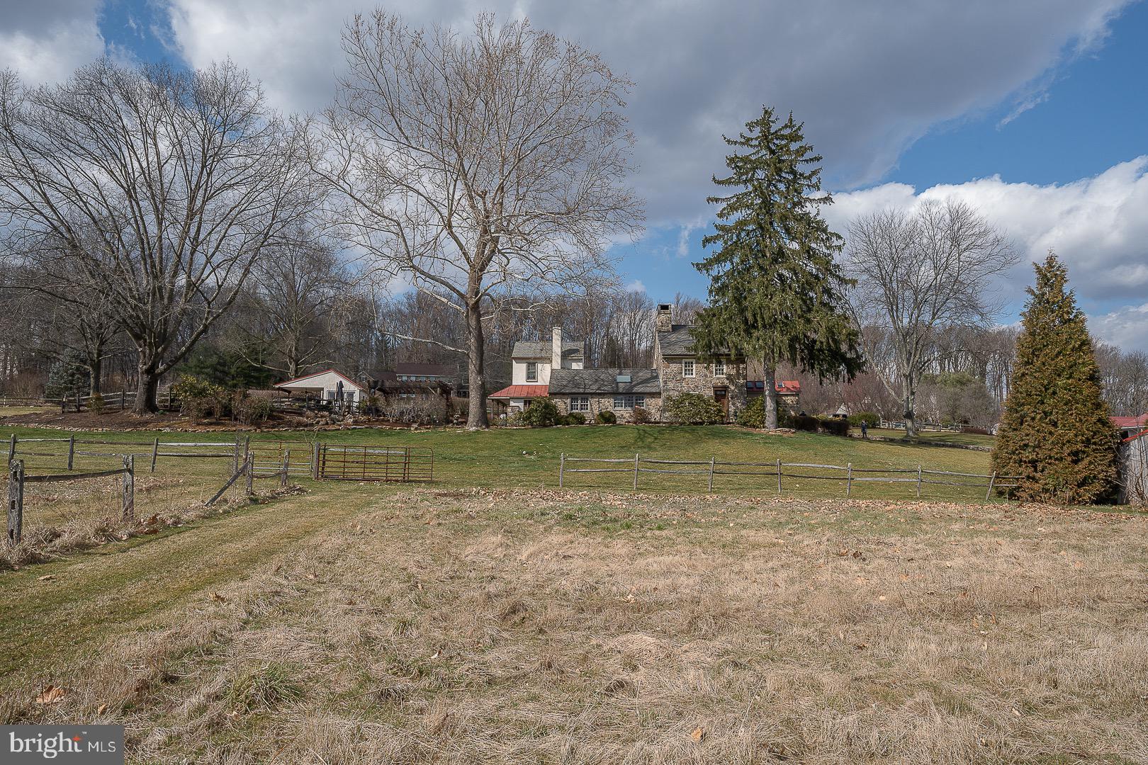 FOX POINTE - Residential