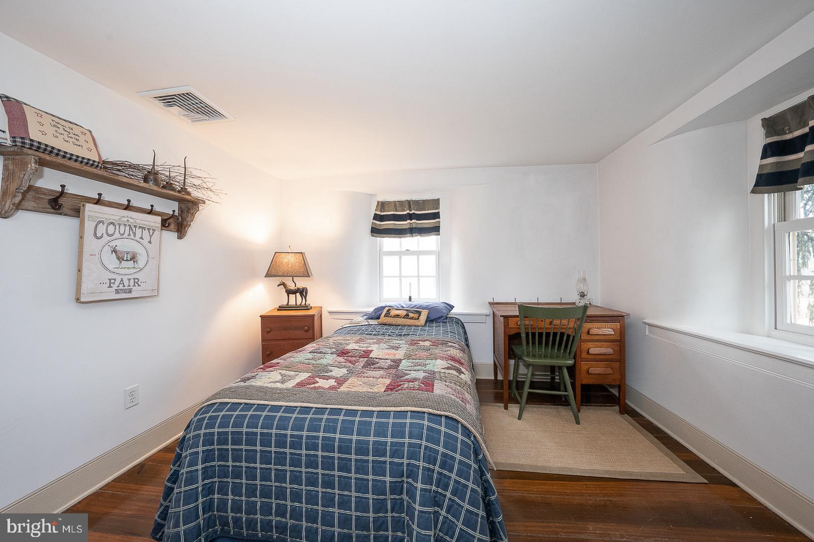 FOX POINTE - Residential