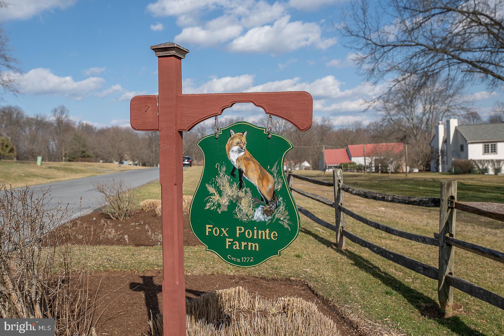 FOX POINTE - Residential