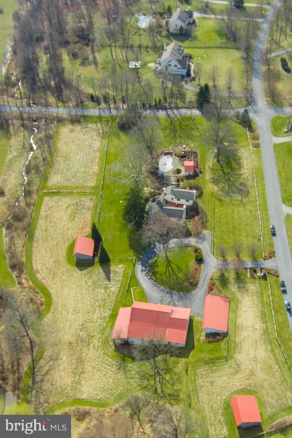 FOX POINTE - Residential