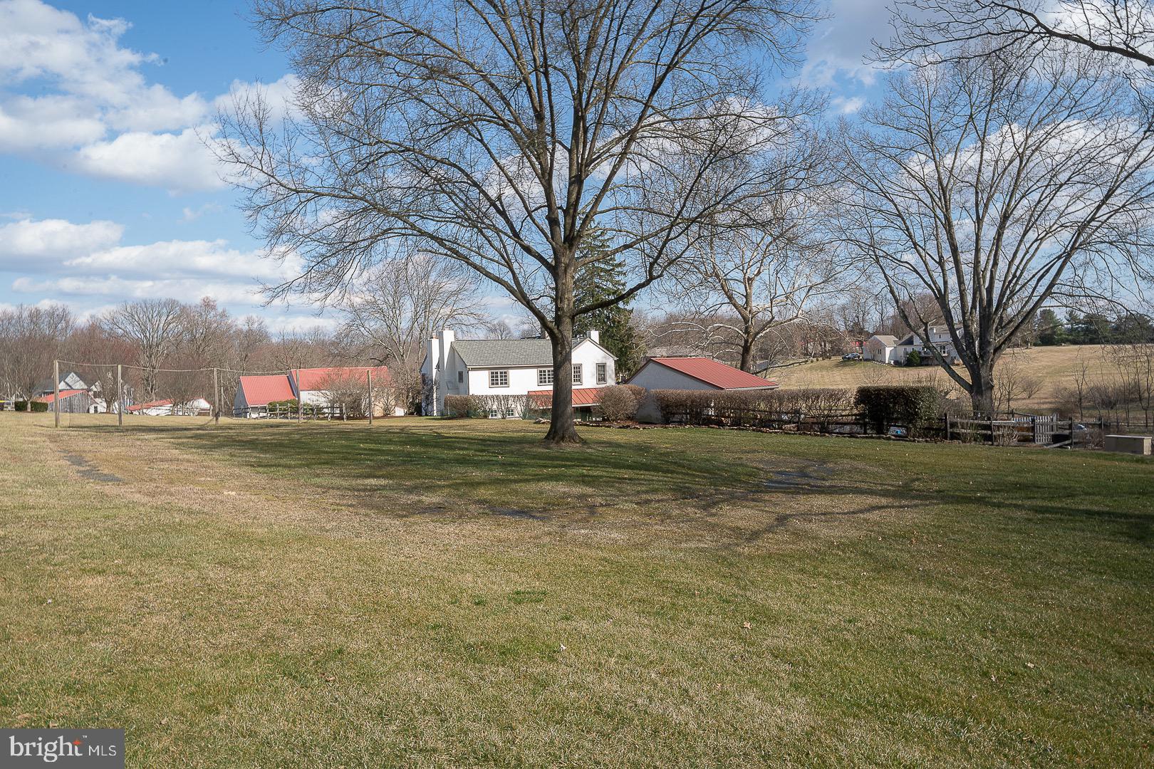 FOX POINTE - Residential