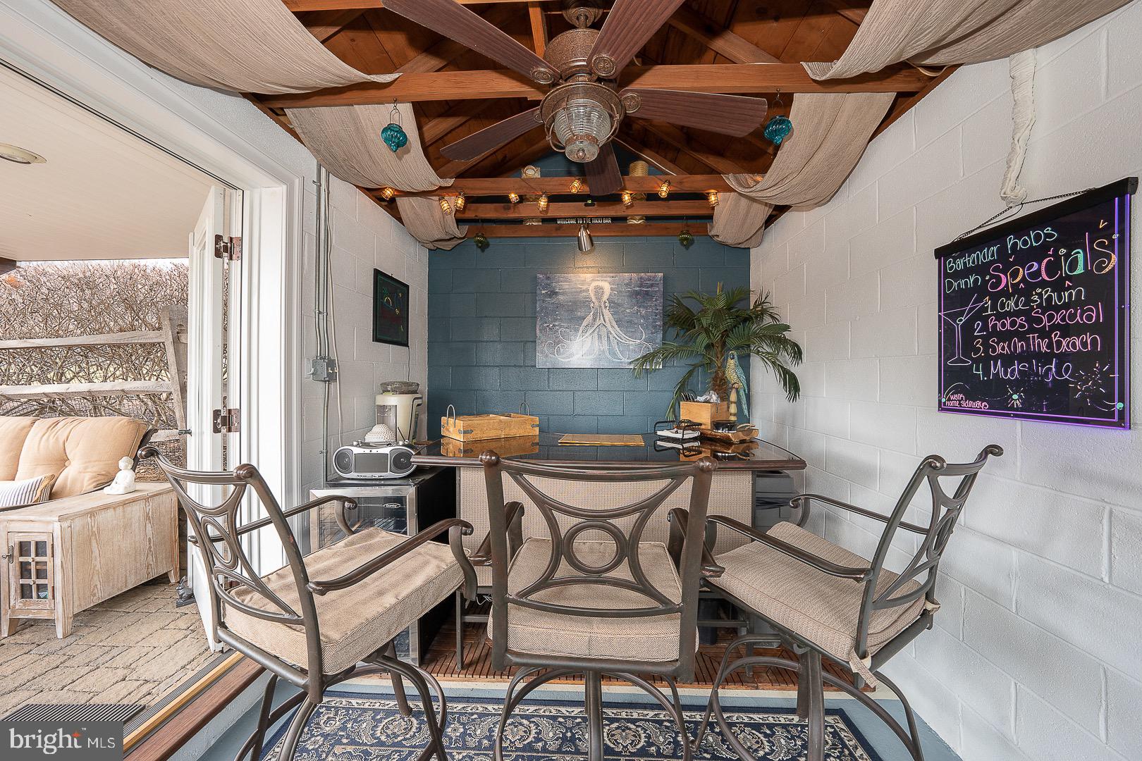 FOX POINTE - Residential