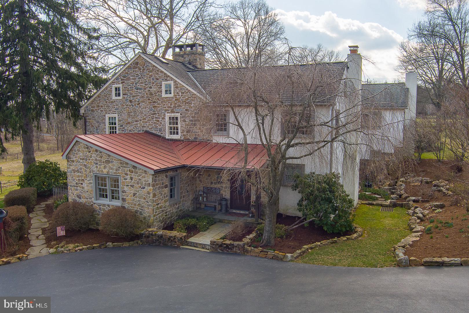 FOX POINTE - Residential