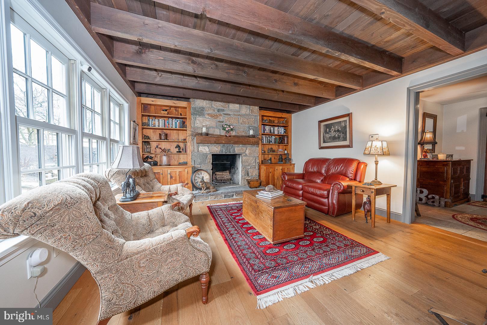 FOX POINTE - Residential