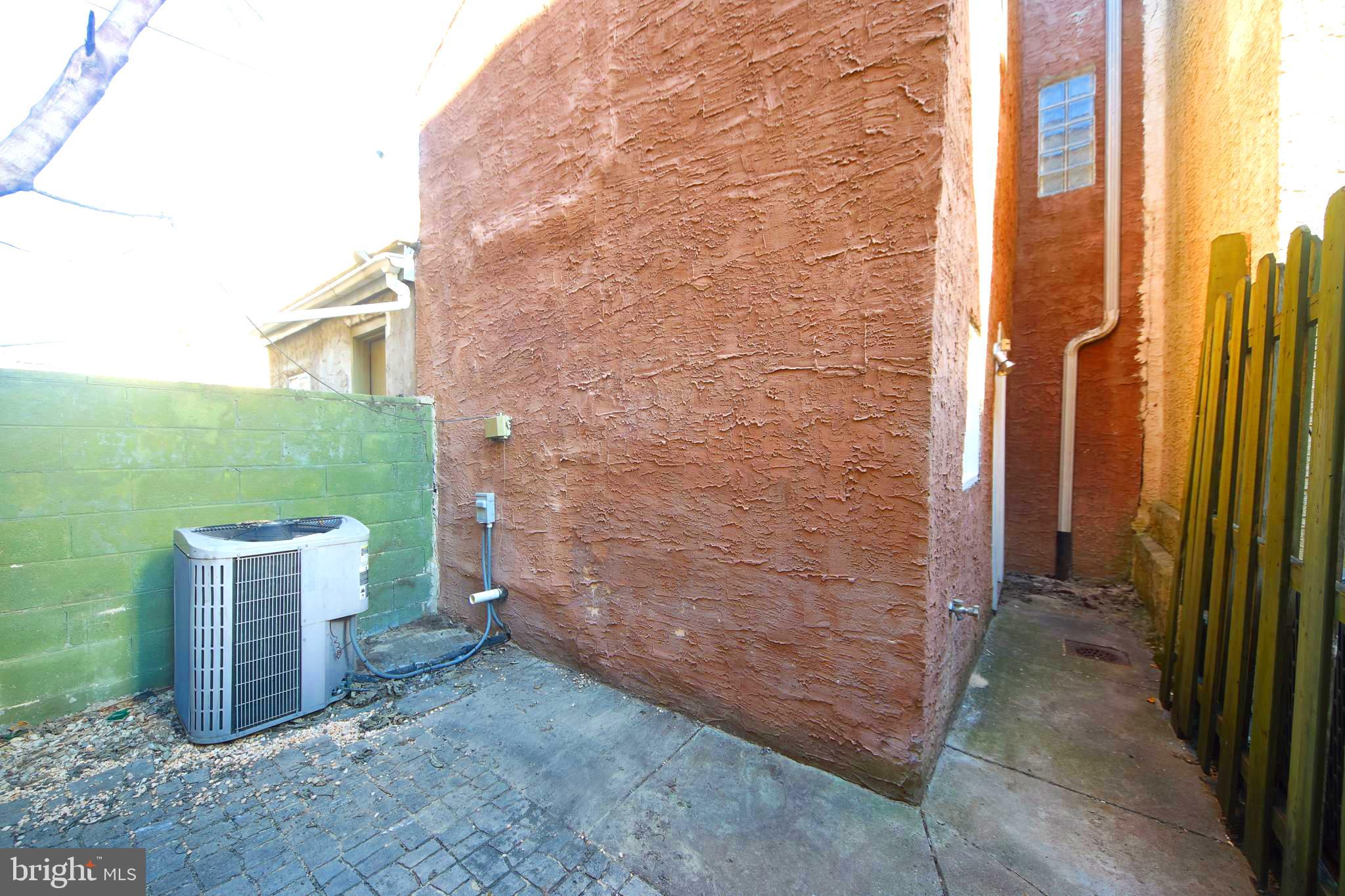 GRADUATE HOSPITAL - Residential