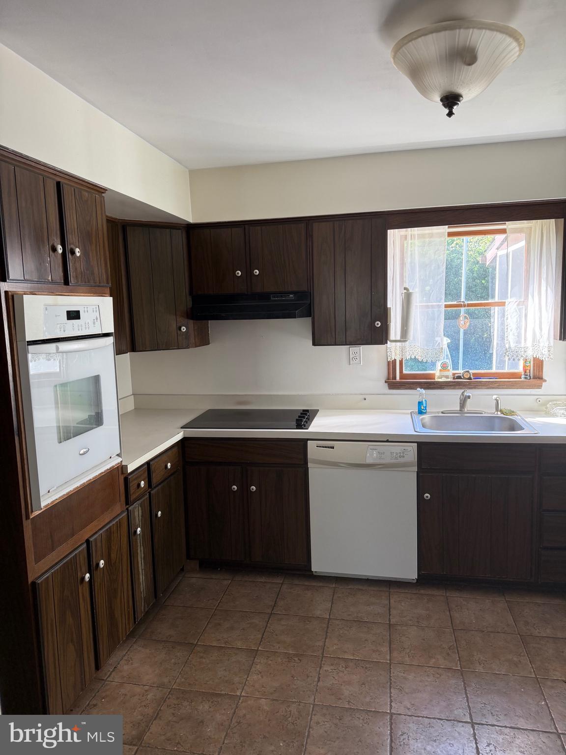 RIDGECROFT - Residential