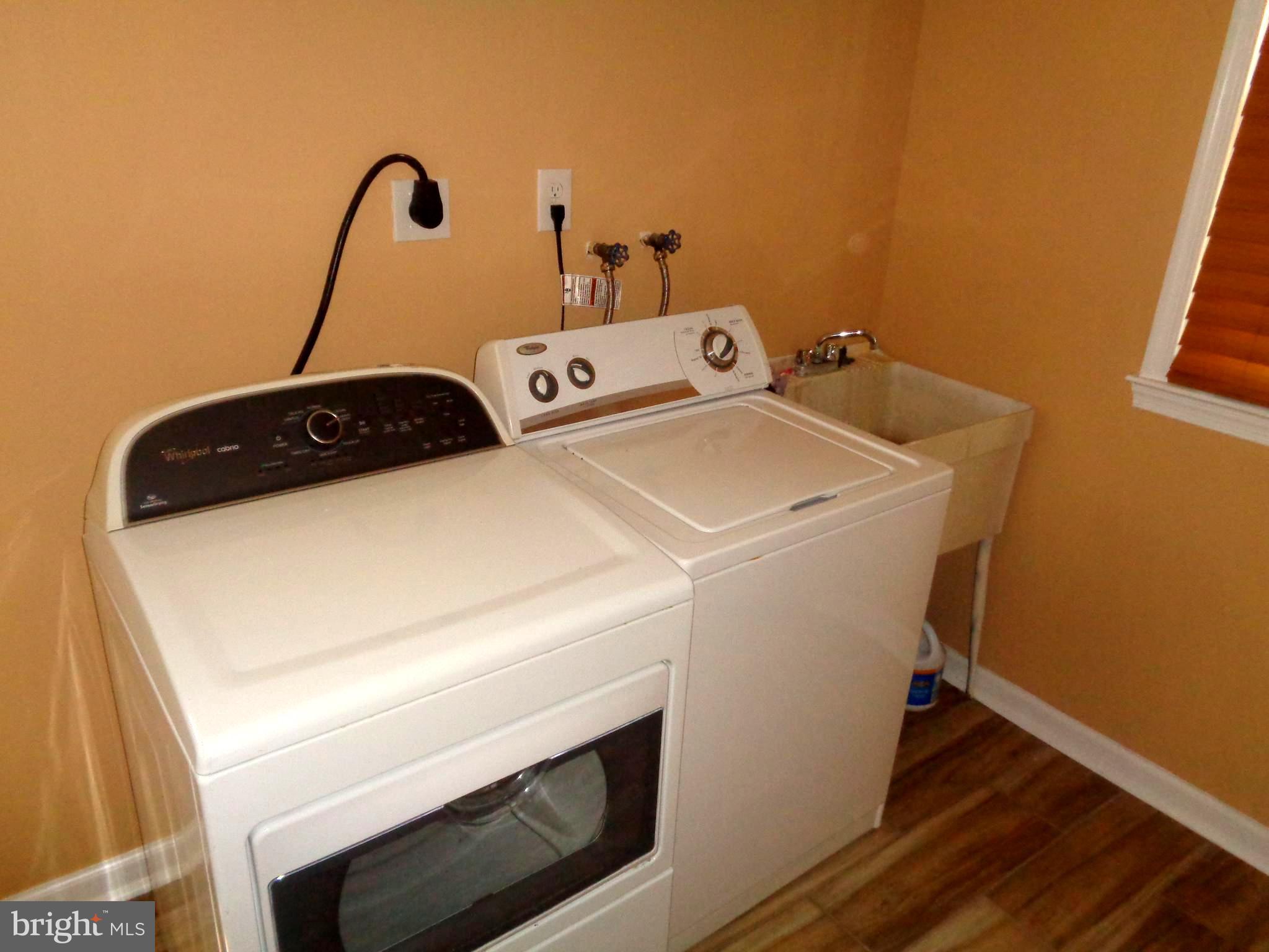 TANTALLON HILLS - Residential