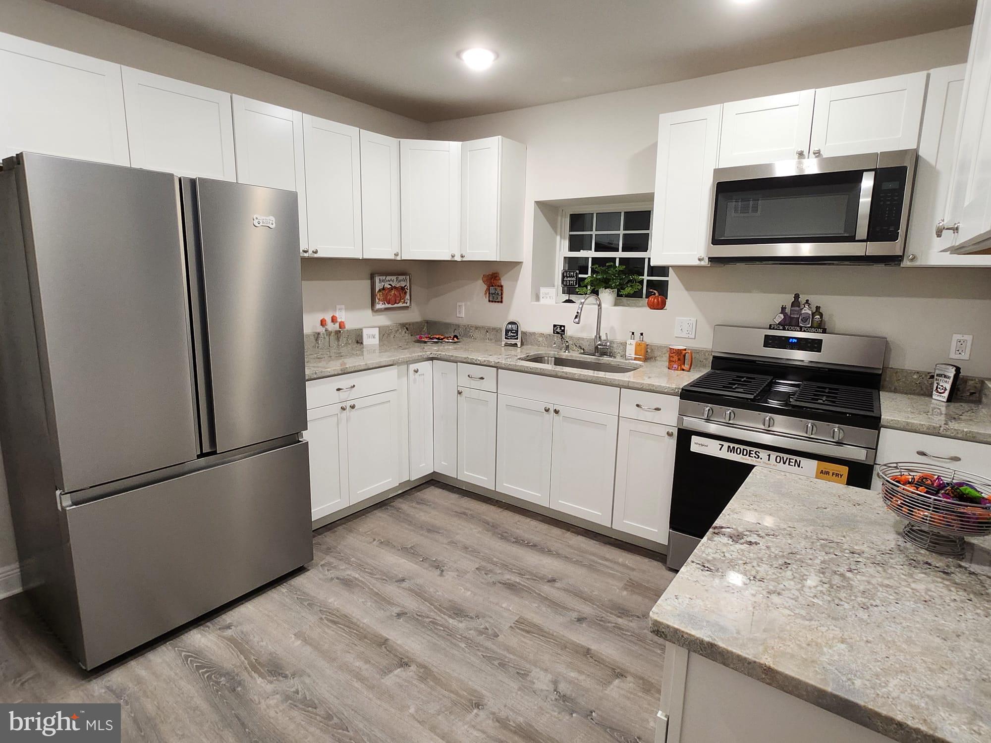 NORRISTOWN - Residential