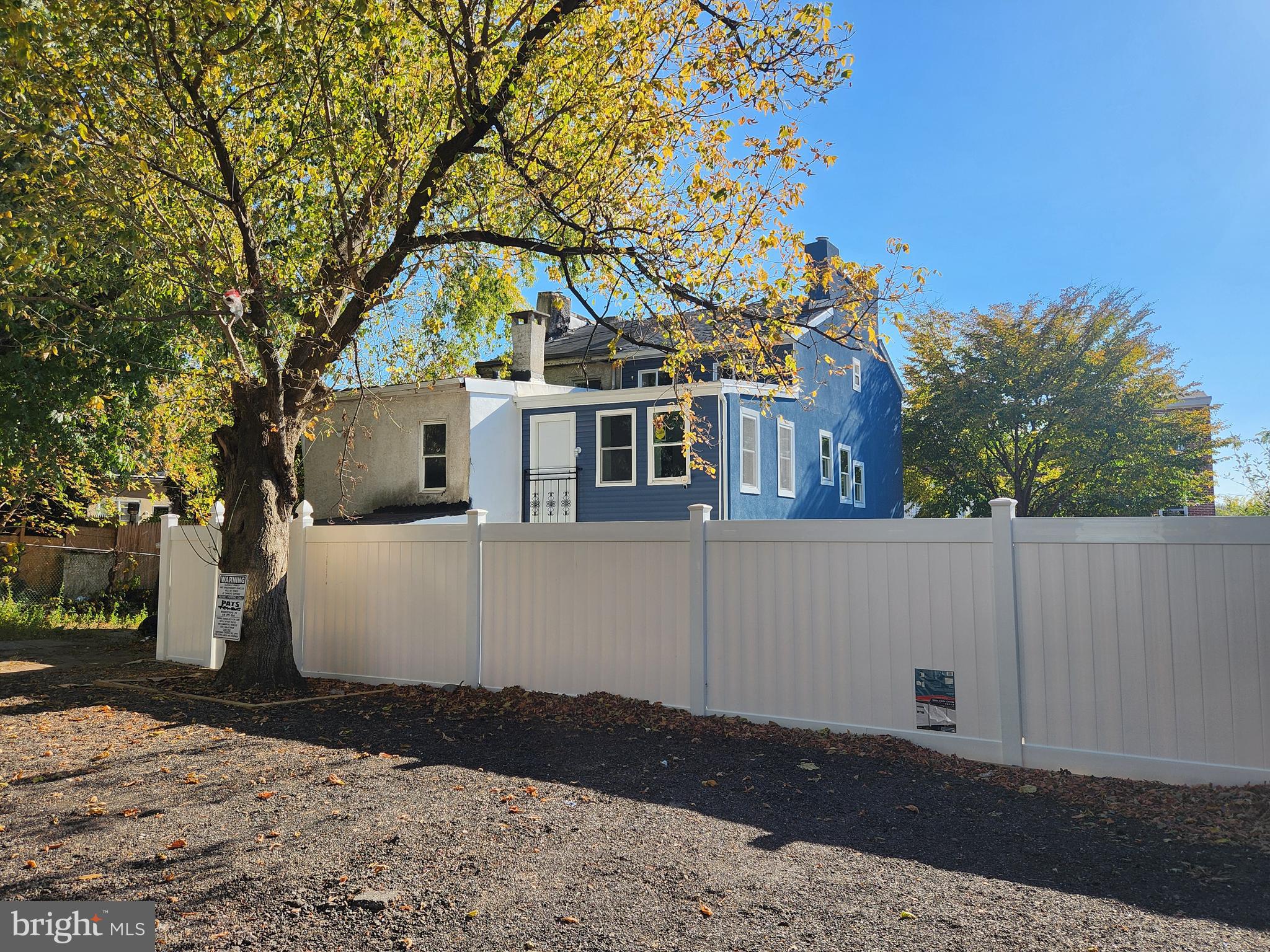 NORRISTOWN - Residential