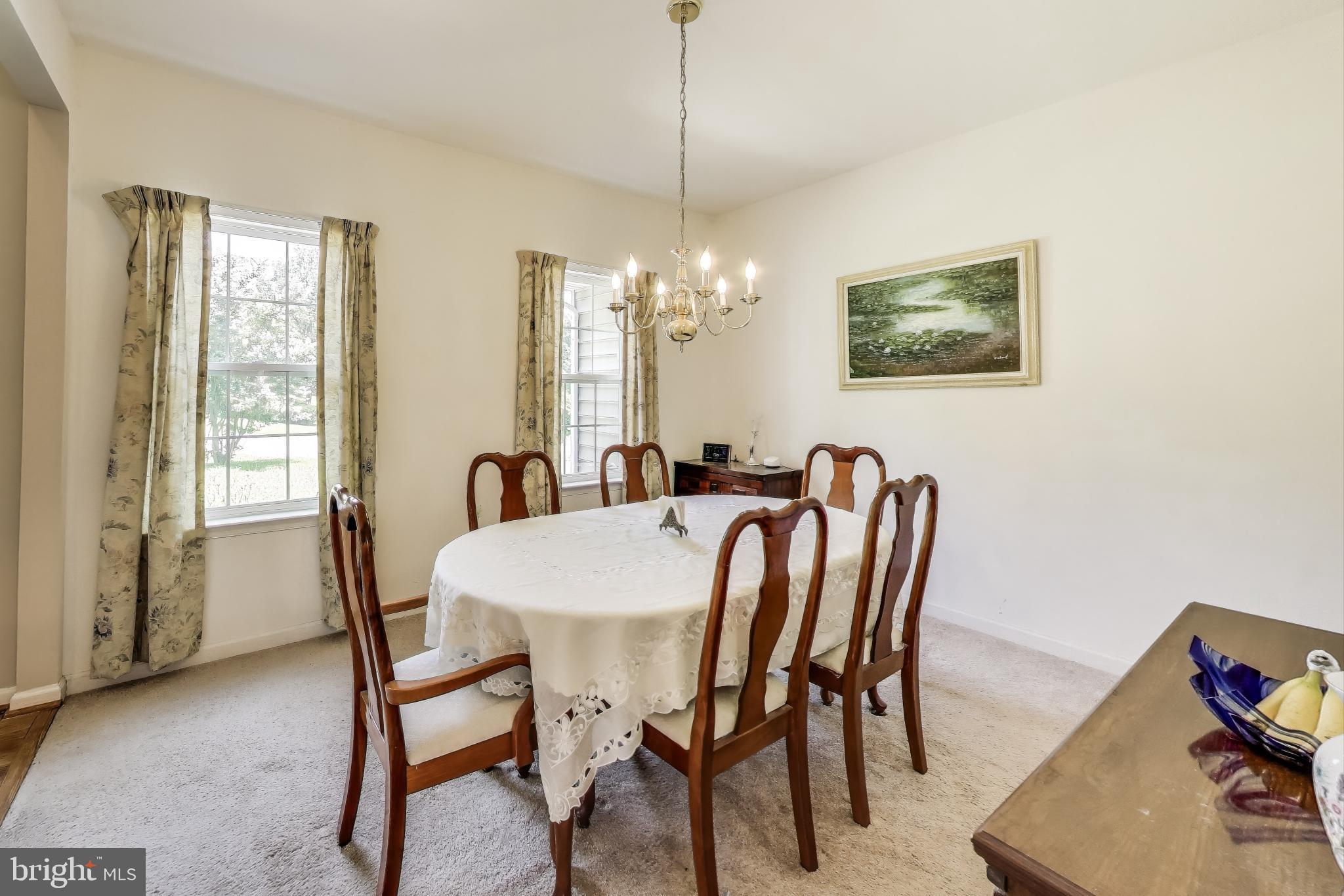 WHISPERING WOODS - Residential