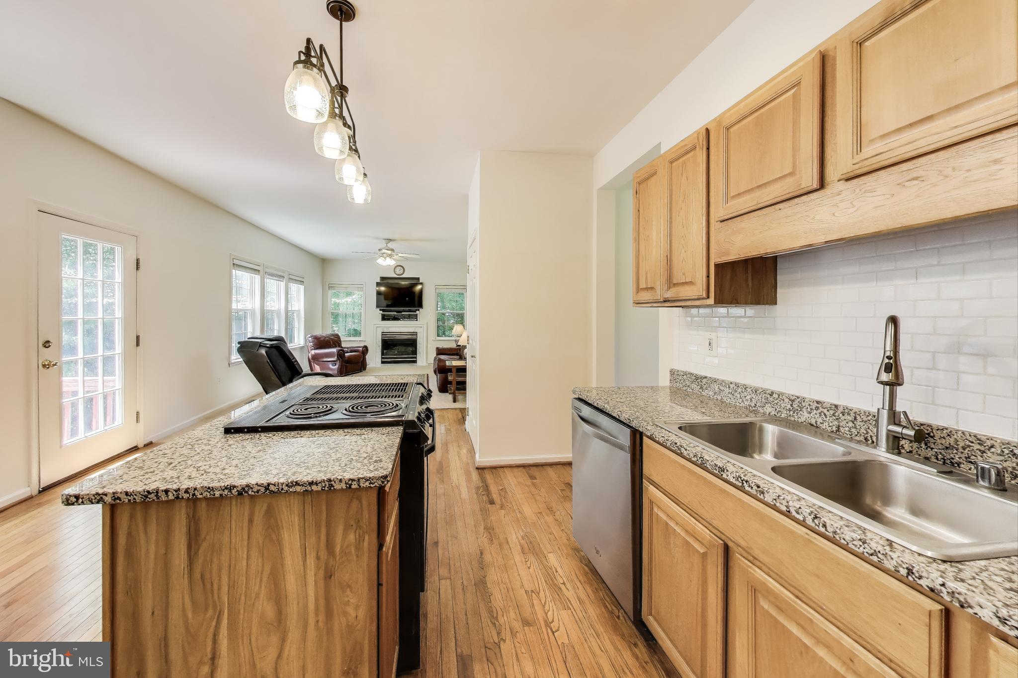 WHISPERING WOODS - Residential