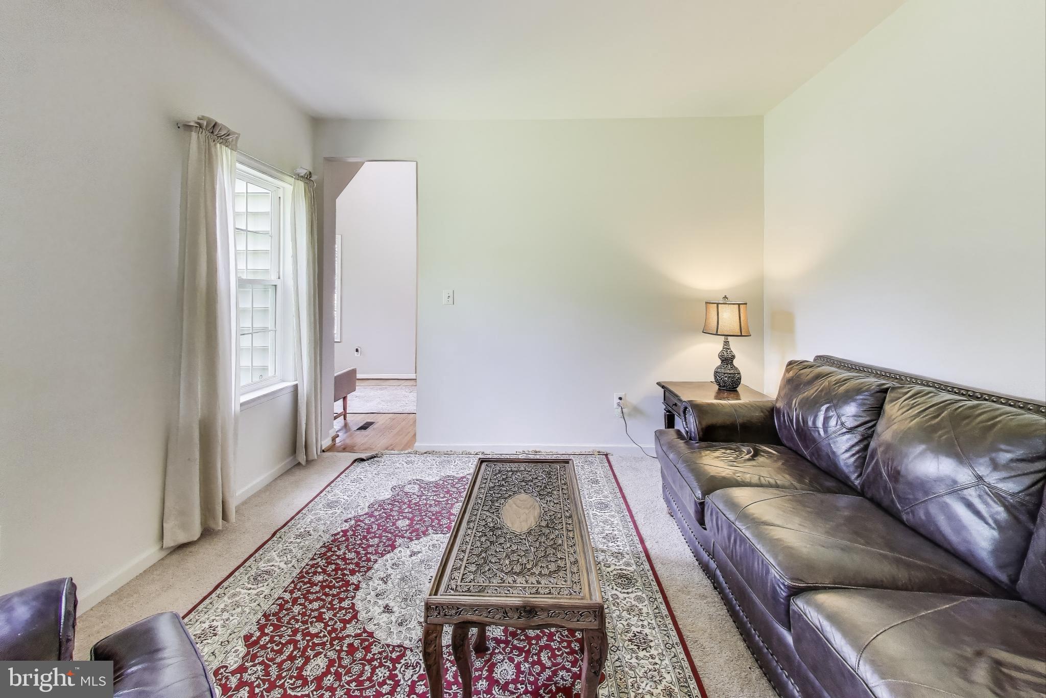 WHISPERING WOODS - Residential