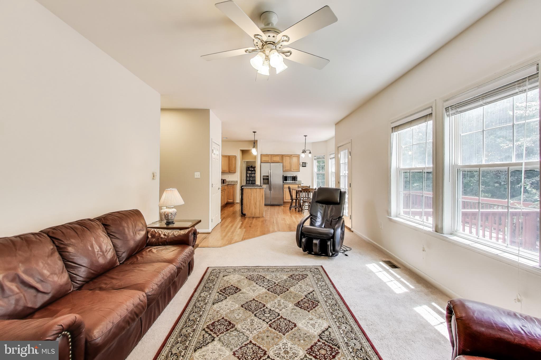 WHISPERING WOODS - Residential