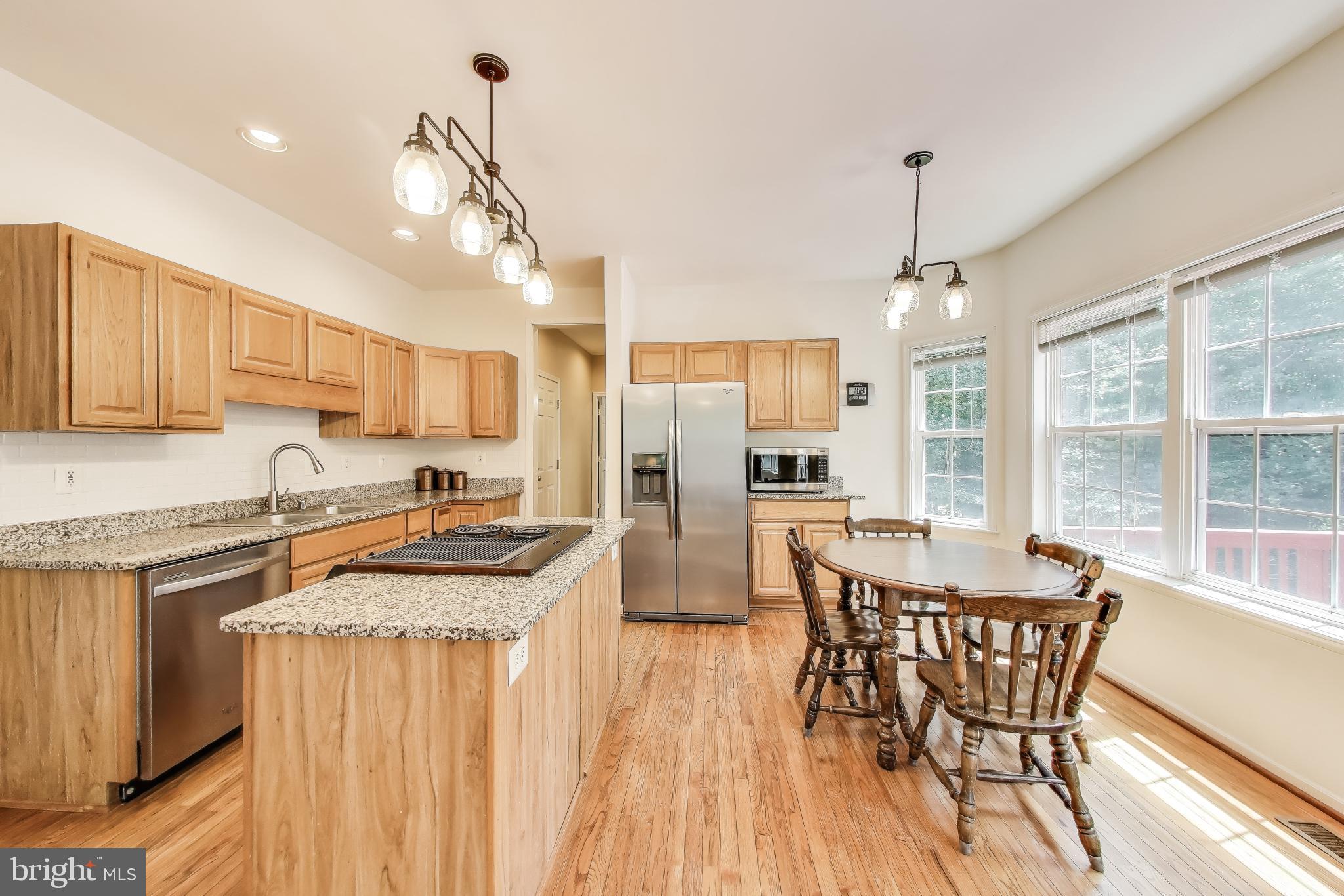 WHISPERING WOODS - Residential