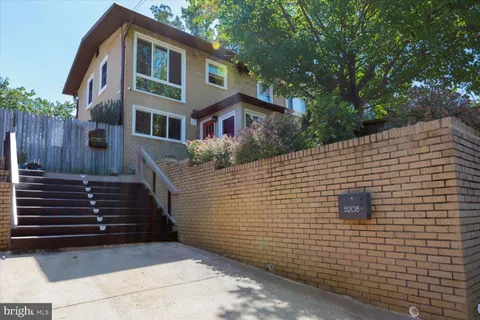 5208 10th Place S, Arlington, VA 22204 - MLS#: VAAR2063584