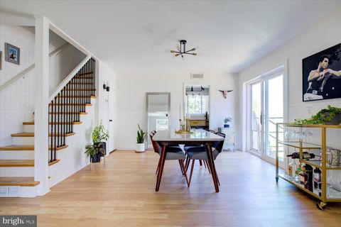 5208 10TH PLACE S ARLINGTON VA 22204