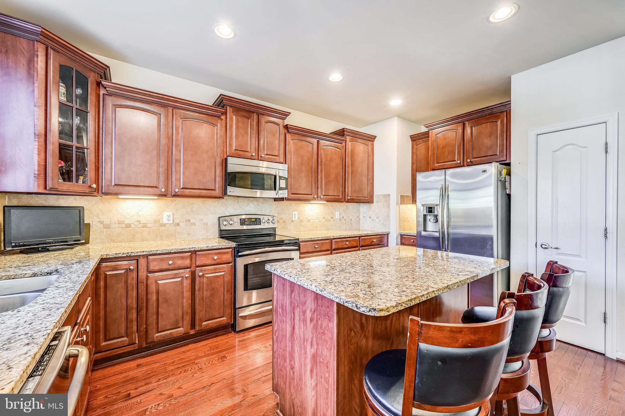 TANYARD SPRINGS - Residential Lease