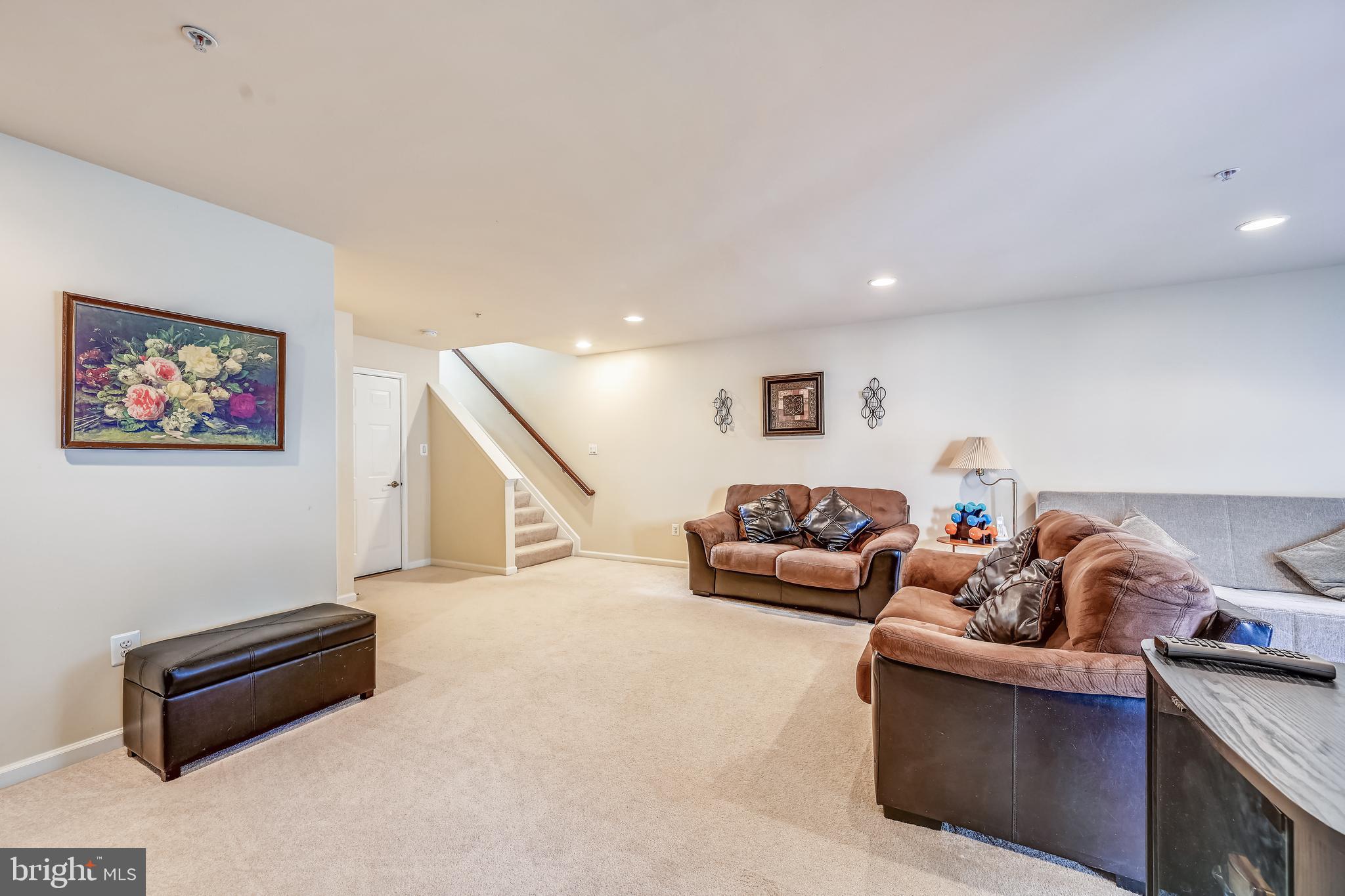 TANYARD SPRINGS - Residential Lease