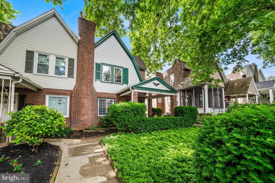 Welcome to your peaceful new home on this lovely tree-lined avenue in Drexel Hill! Enter this fabulous twin via the covered porch, perfect for enjoying morning coffee or listening to the summer rain. Upon entrance, you will be taken by the spacious living room with unique exterior shelved closet door, bright windows and plenty of space for entertaining friends. Beyond lies the dining room which is the perfect location for Sunday dinner or family gatherings! The adjacent open kitchen boasts of custom cherry cabinetry (complete with built in cutting board), updated pendant lighting and a bright window to view your lovely yard. The bonus family room addition with wood burning stove is the perfect spot to cozy up on chilly nights and watch a movie or to nap lazily on Saturday afternoons. Beautiful luxury vinyl plank floors (2021) seamlessly connect the main level spaces. On the second level, there are three ample bedrooms all with new ceiling fans (2024) and new carpet throughout (2024). The full bathroom has a newly installed shower tower (2024) with rainfall overhead feature, massaging body jets and spray wand for your enjoyment. A full basement with laundry and loads of storage exits to the rear of the home where you'll find more storage under the addition, the detached garage and quiet backyard.  **Listing agent is related to the seller**
OPEN HOUSE SAT 6/1/23 11AM-1PM
