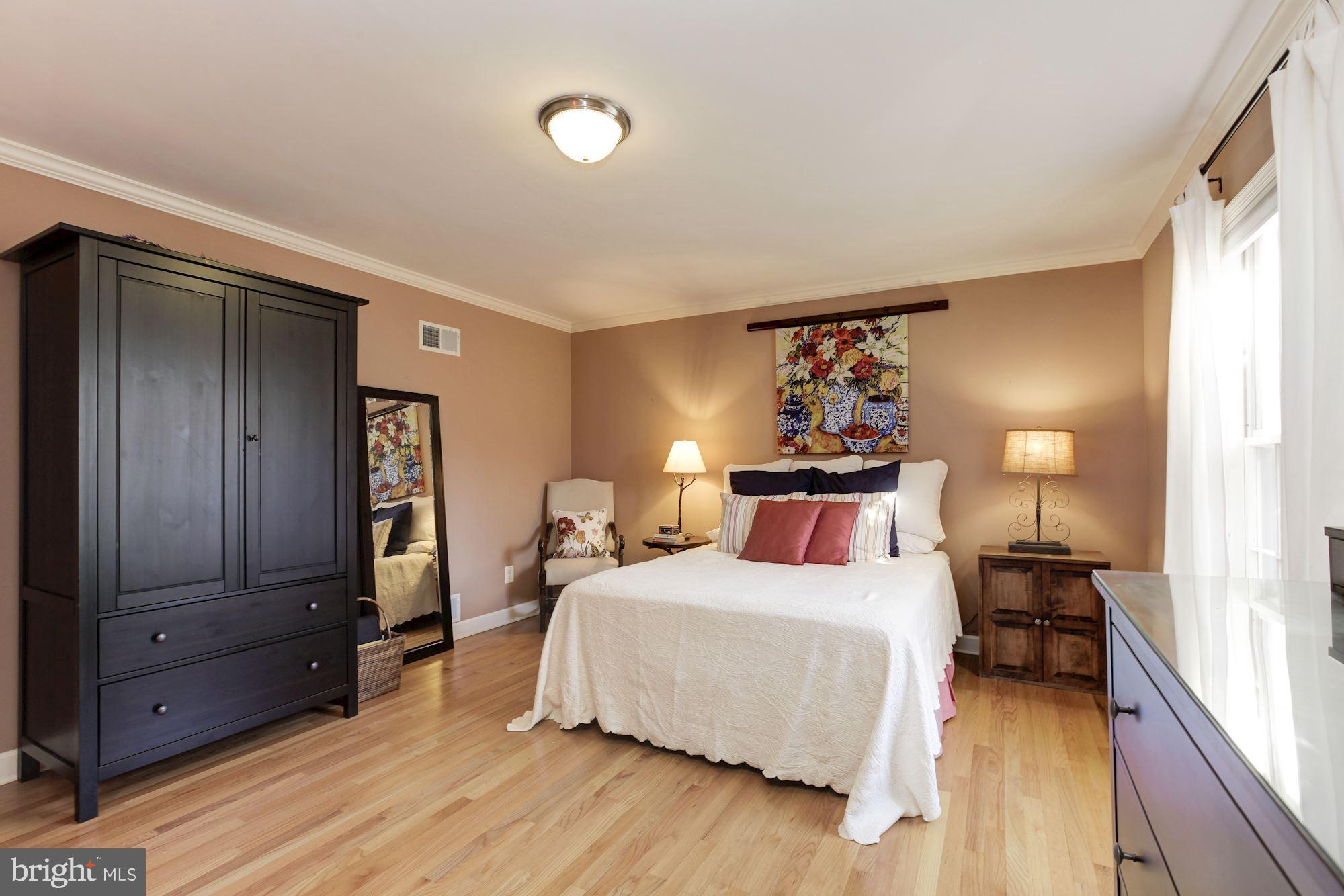 ASHLEIGH - Residential