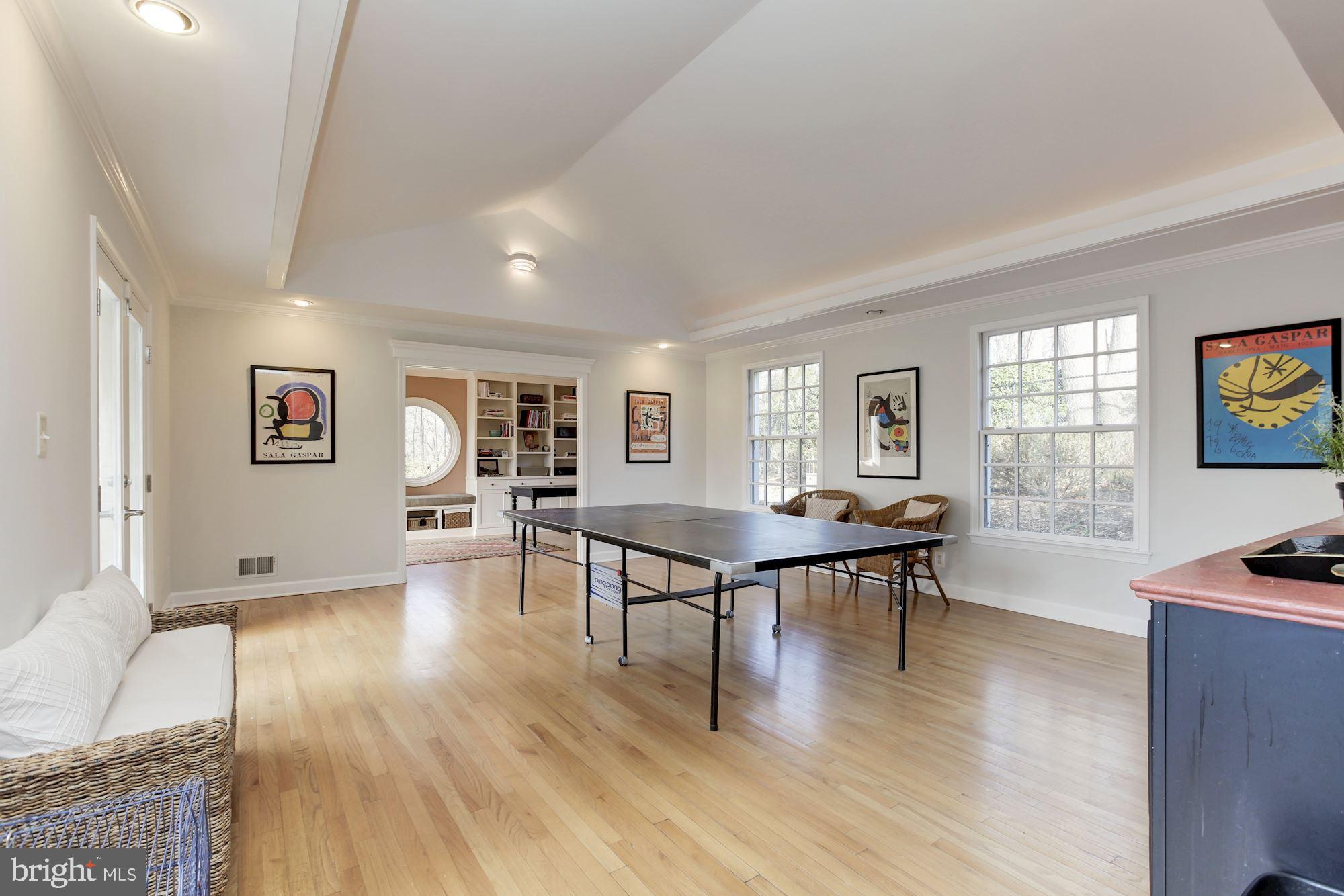 ASHLEIGH - Residential