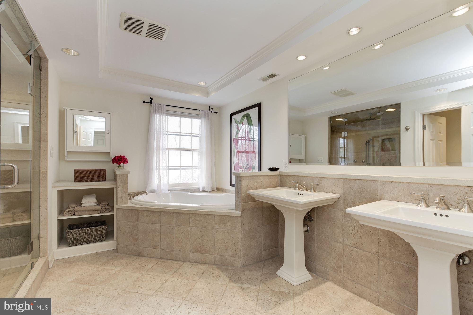 ASHLEIGH - Residential