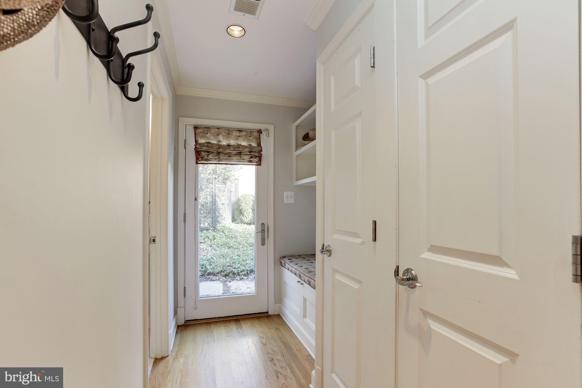 ASHLEIGH - Residential