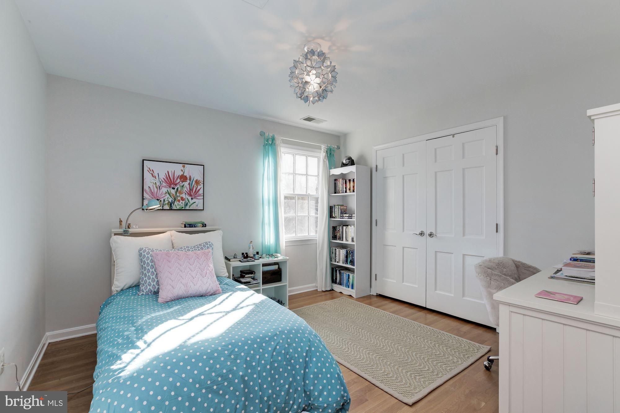 ASHLEIGH - Residential