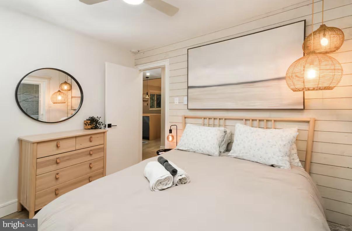 ARROWHEAD LAKES - Residential