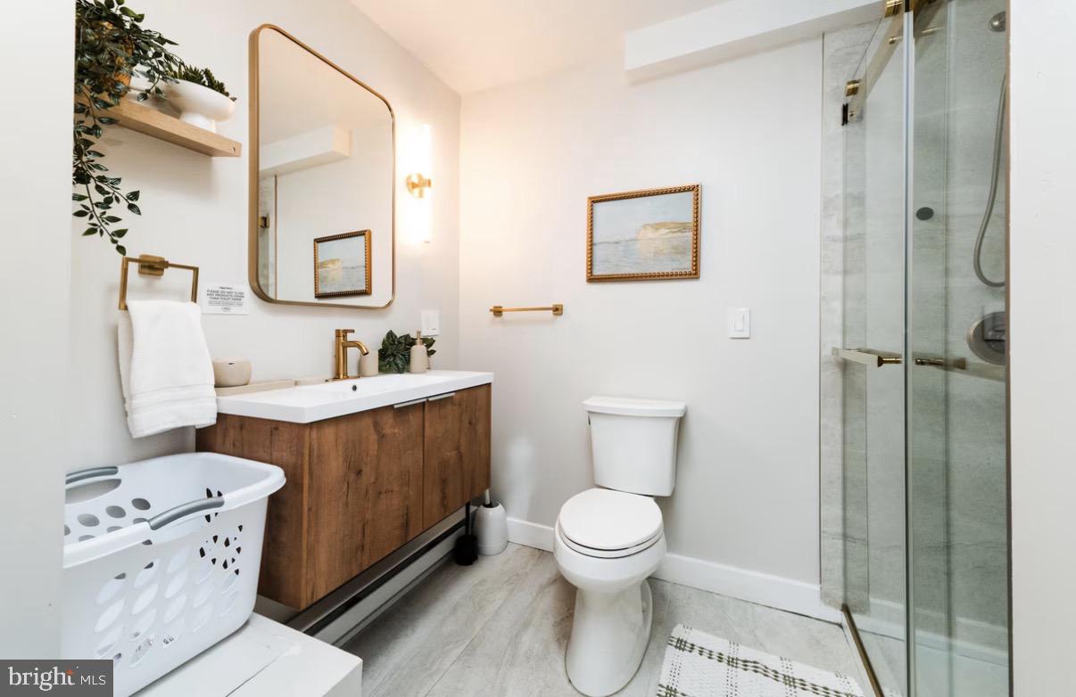 ARROWHEAD LAKES - Residential