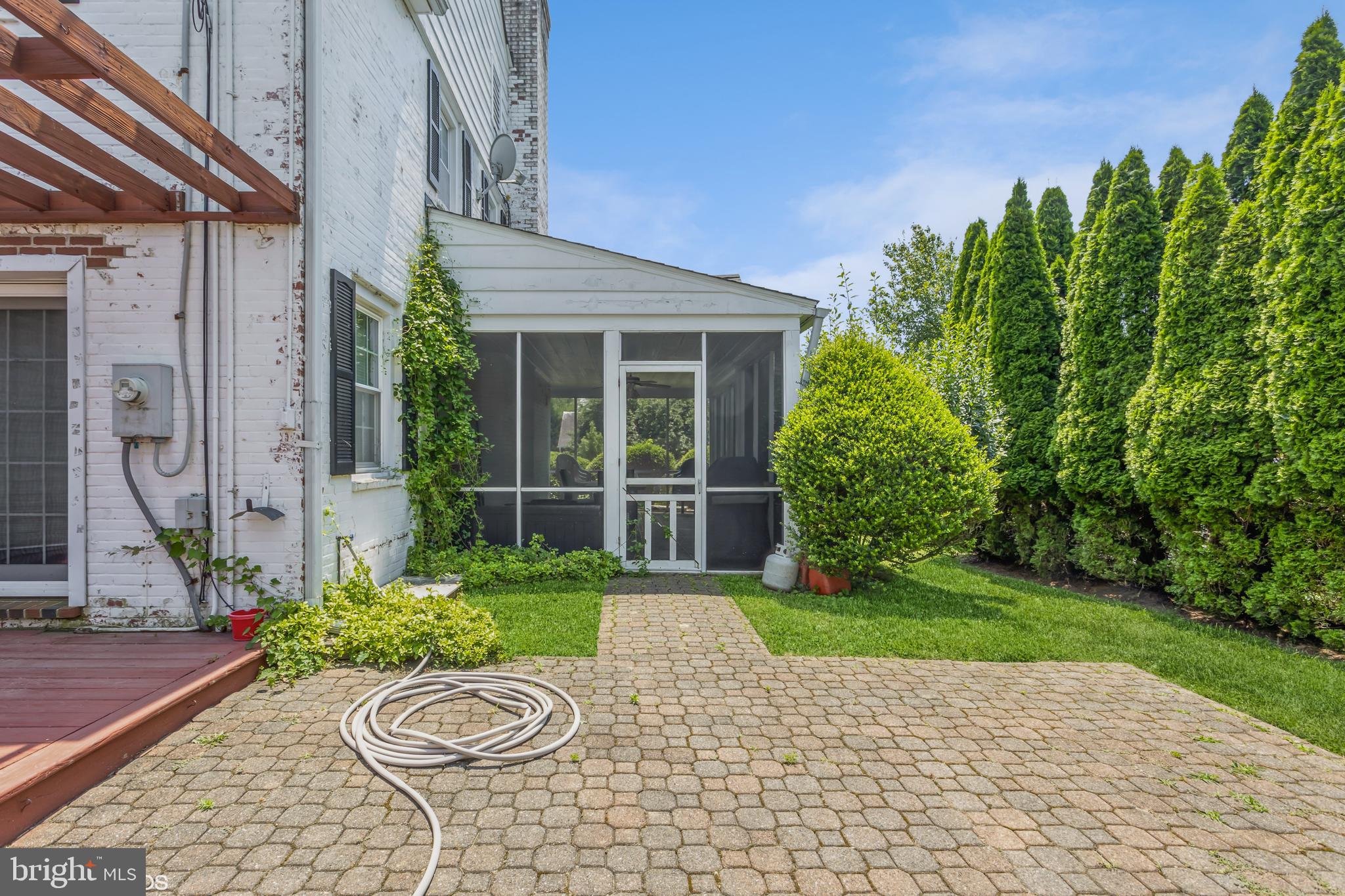 FALLSTAFF - Residential